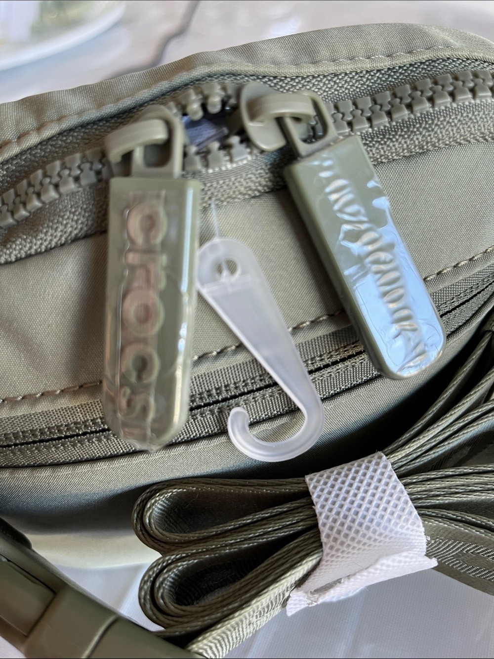 Crocs Classic Belt Bag/Crossbody bag - Picture 5 of 15